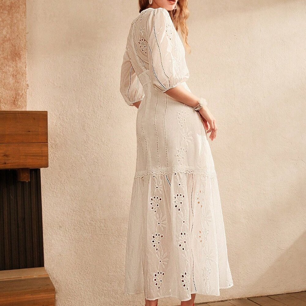 White Elegant Women's V-Neck Slit Lace Floor-Length Maxi Dress - Picture 2 of 10